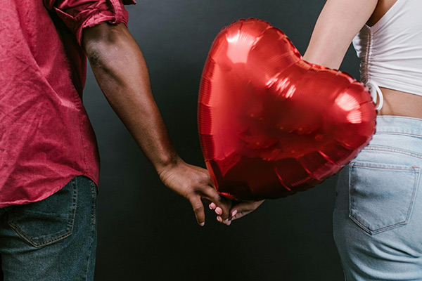 couple holding hands