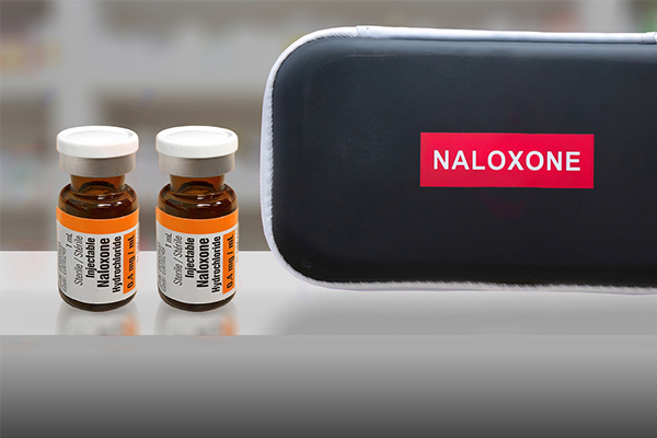 naloxone kit with two vials