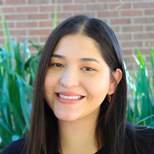 headshot of julia fierro